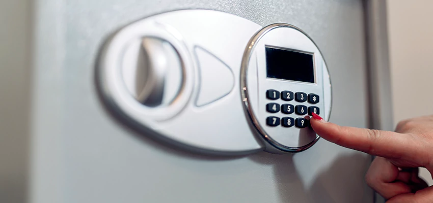 Jewelry Safe Cracking in Calexico, California